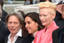 Mathieu Amalric, Lyna Khoudri, Tilda Swinton Mathieu Amalric, Lyna Khoudri, Tilda Swinton